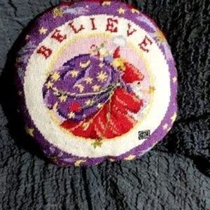 Vtg "Believe" Santa Needlepoint Decor Pillow